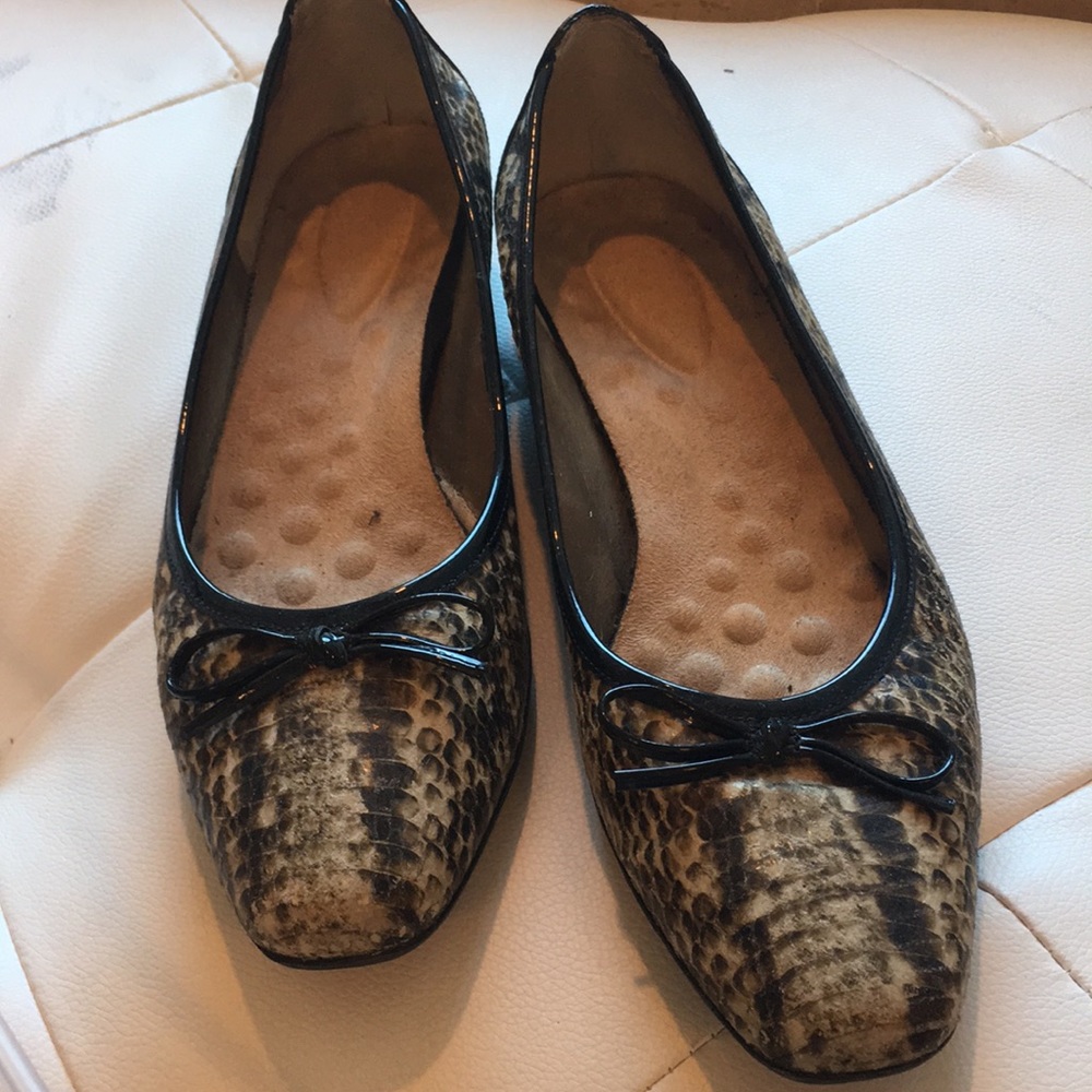 Vaneli flats snakeskin